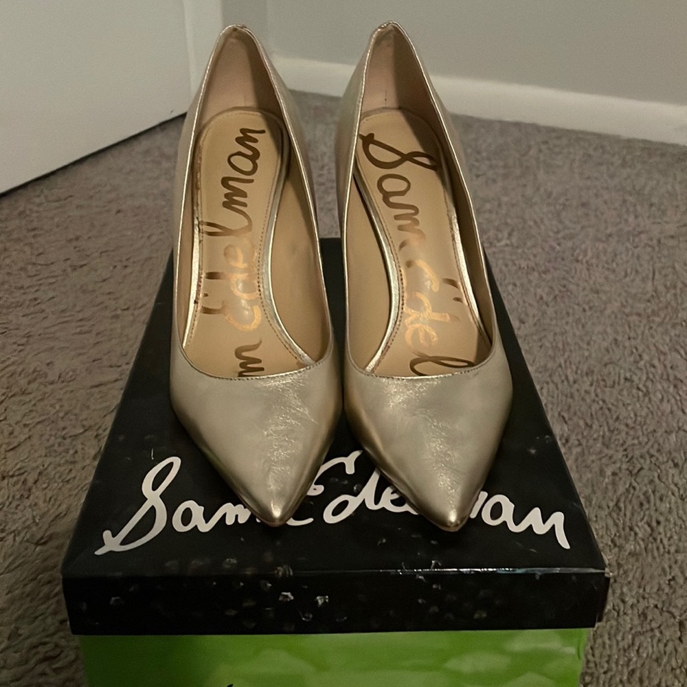 Sam Edelman gold heel.